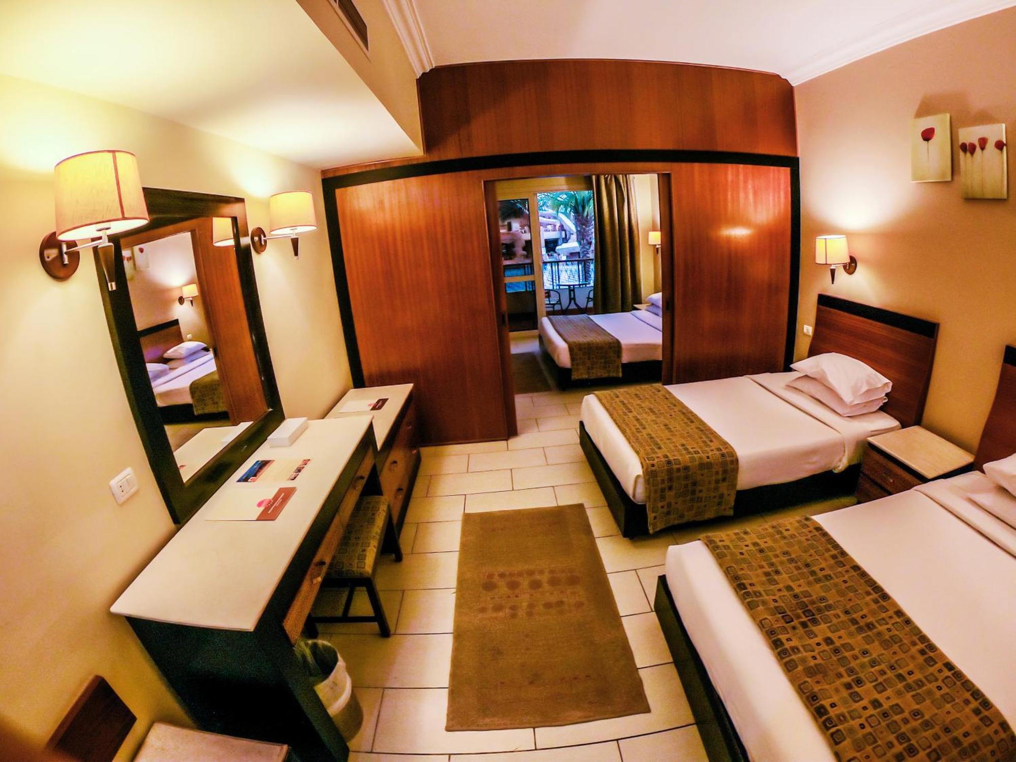Regency Plaza Aqua Park And Spa Resort Sharm el Sheikh Esterno foto