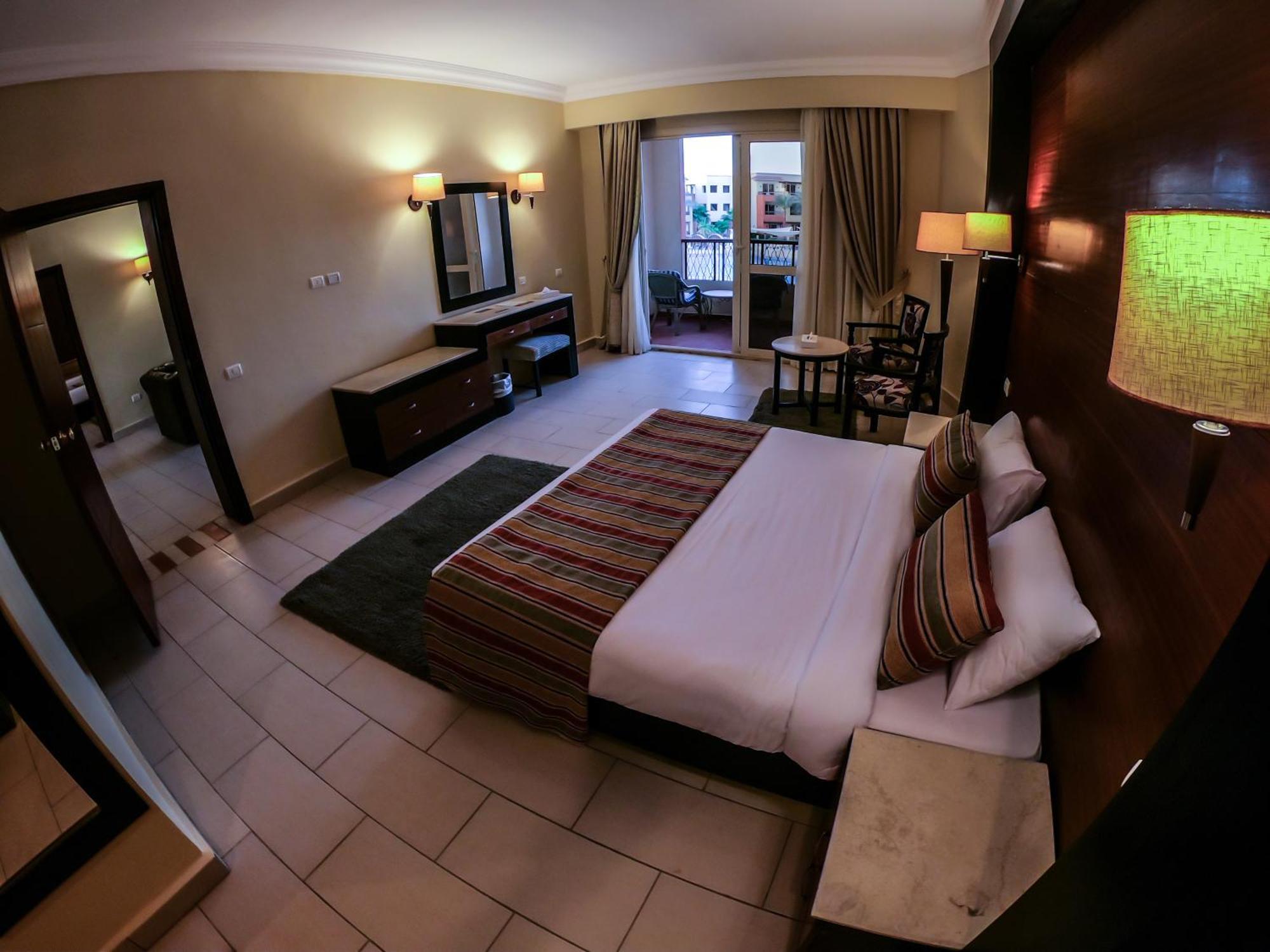 Regency Plaza Aqua Park And Spa Resort Sharm el Sheikh Esterno foto