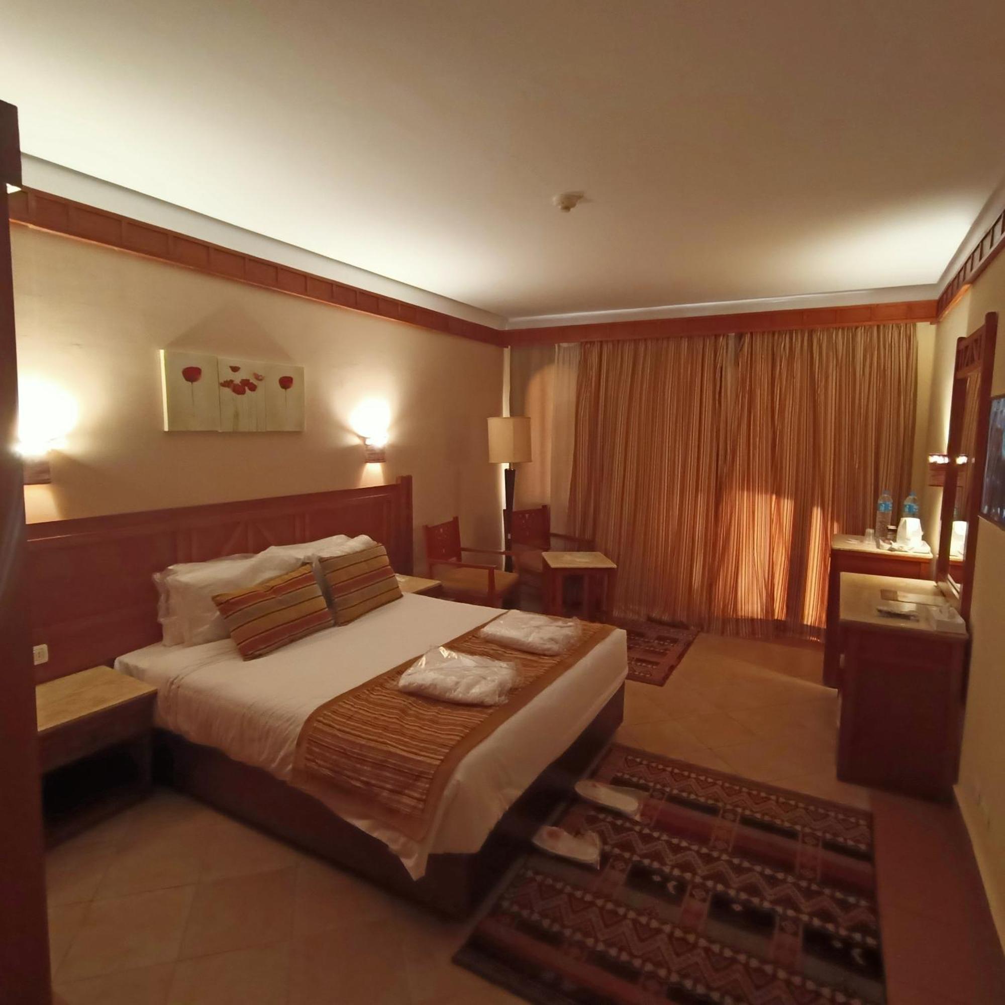 Regency Plaza Aqua Park And Spa Resort Sharm el Sheikh Esterno foto